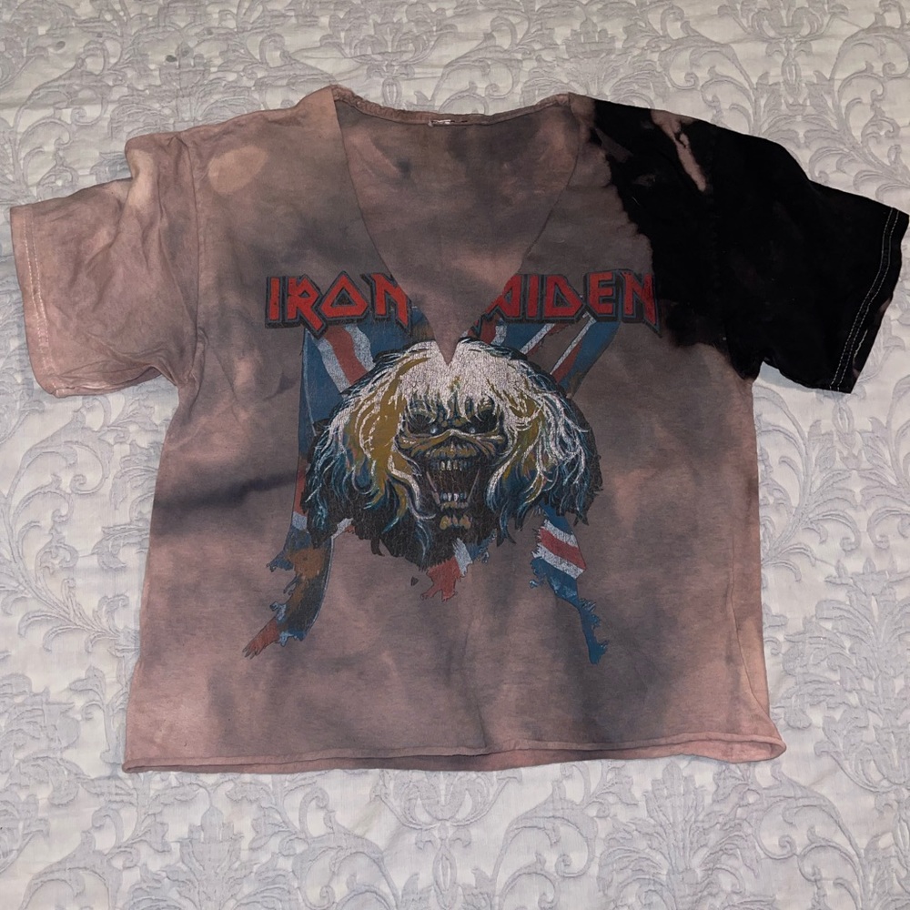 Iron Maiden Distressed Cropped Tee